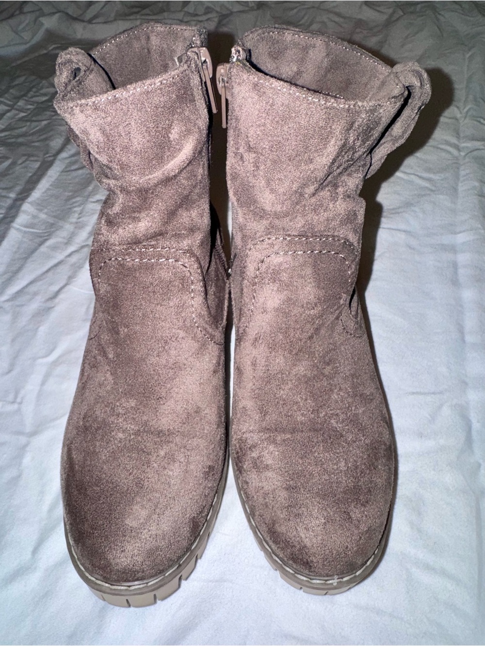 Very G Brown Taupe Slouch Ankle Boots Chunky Lug Platform Size 6.5